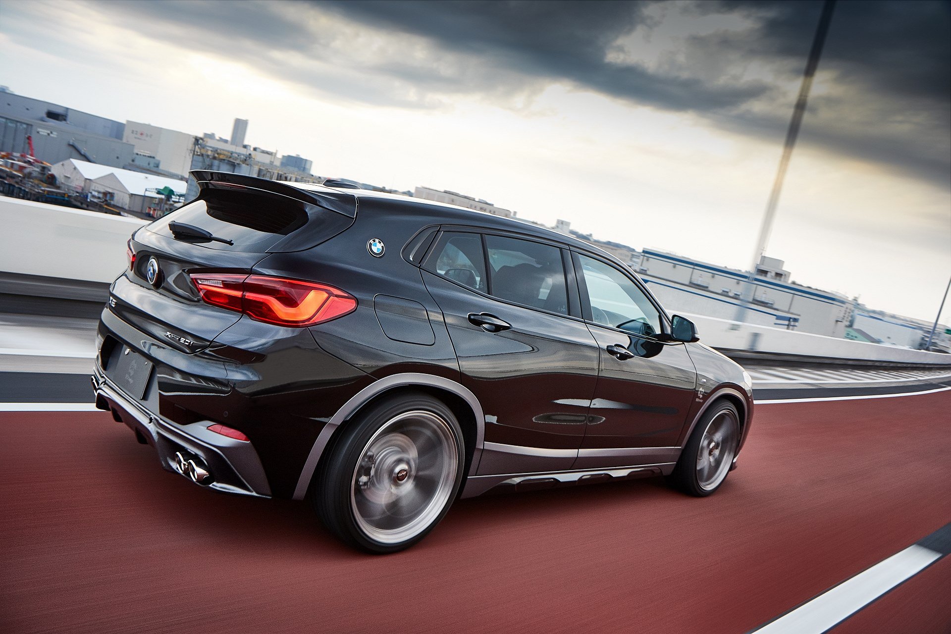 BMW x2 белый салон